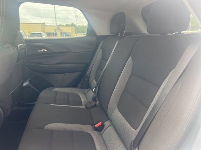 Used 2025 Chevrolet TrailBlazer LT FWD image 23