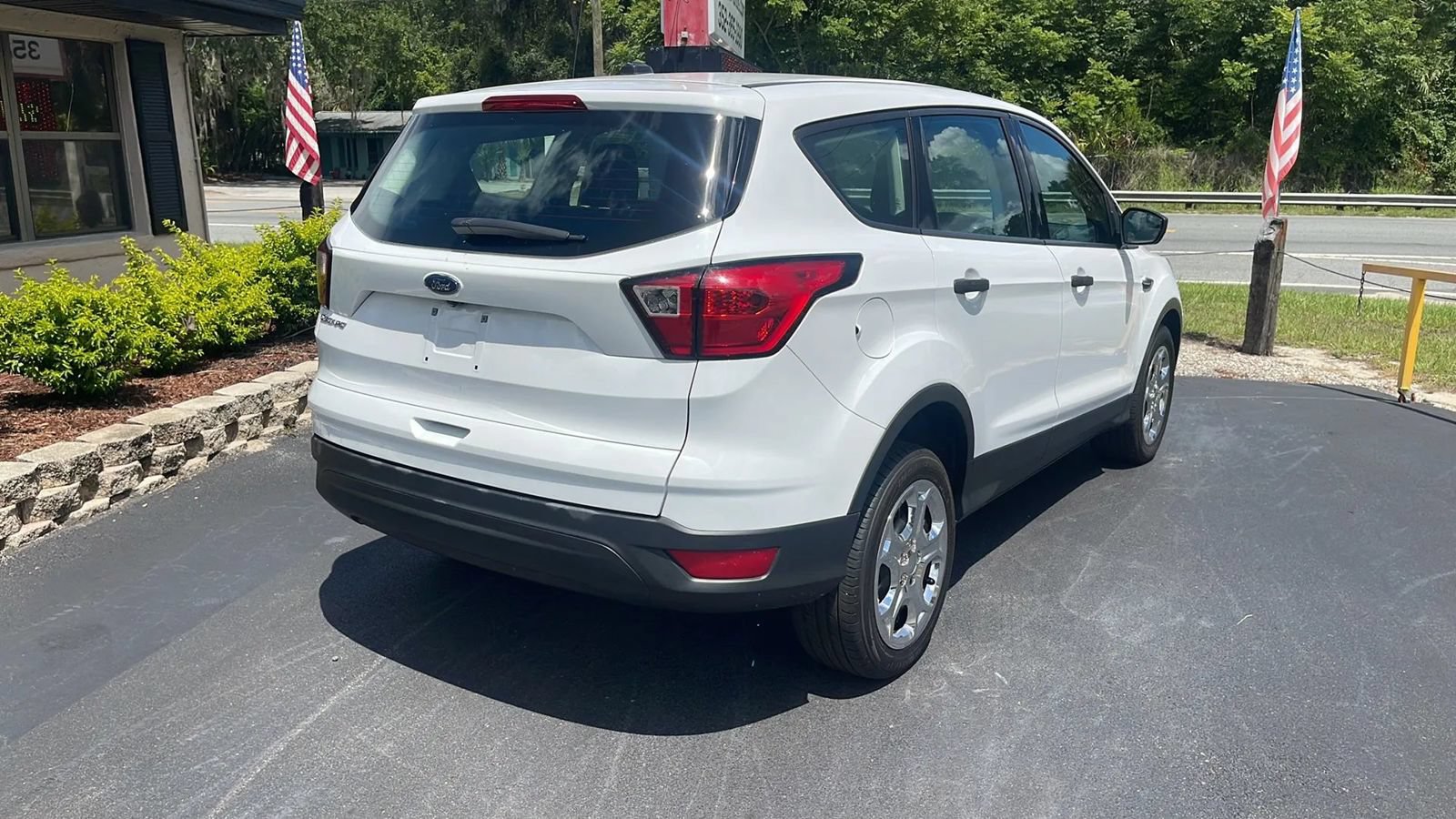Used 2019 Ford Escape S FWD image 6
