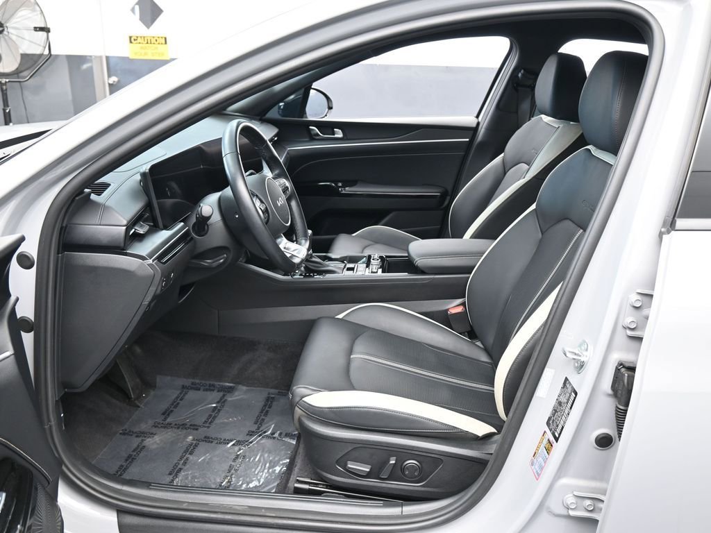 Used 2025 Kia K5 GT-Line image 11