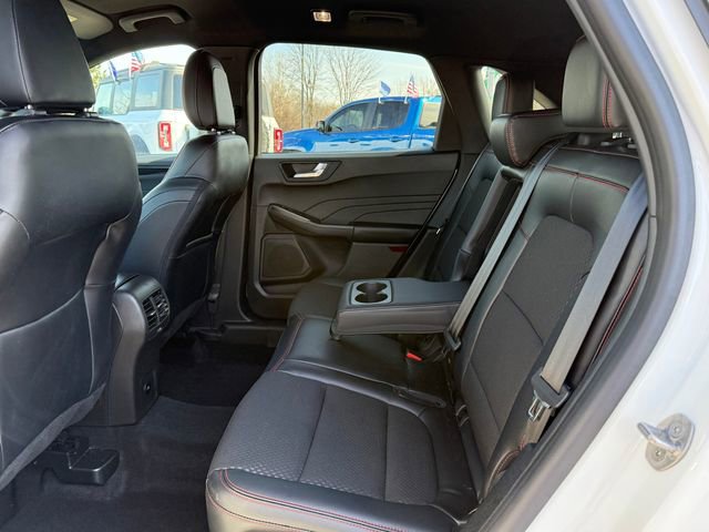 Certified 2023 Ford Escape ST-Line Elite image 9