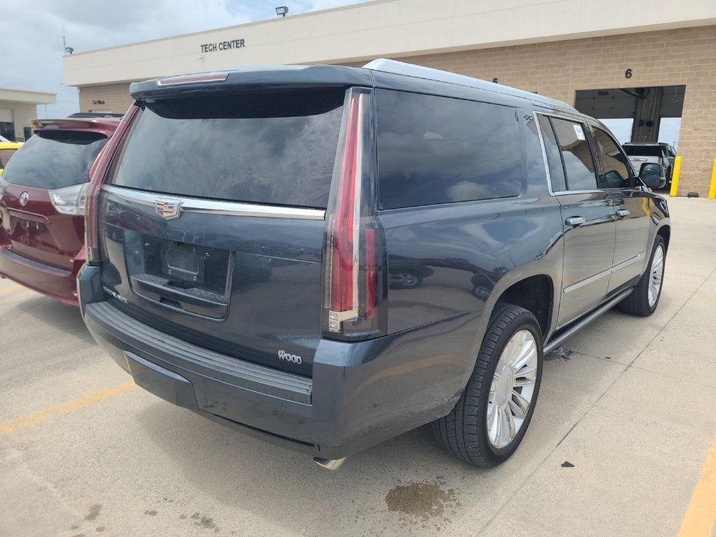 Used 2019 Cadillac Escalade ESV Platinum AWD/4WD image 11