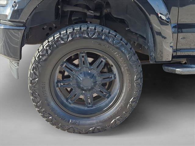 Used 2017 Ford F150 XLT w/ Equipment Group 302A Luxury AWD/4WD image 14