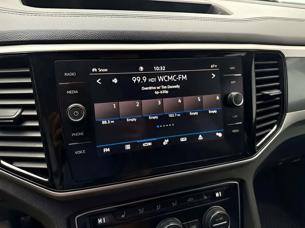 Used 2021 Volkswagen Atlas Cross Sport SEL image 47