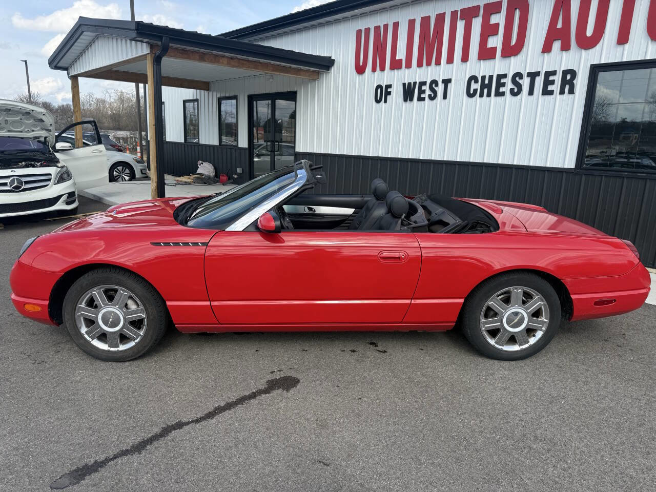 Used 2004 Ford Thunderbird Deluxe RWD image 12