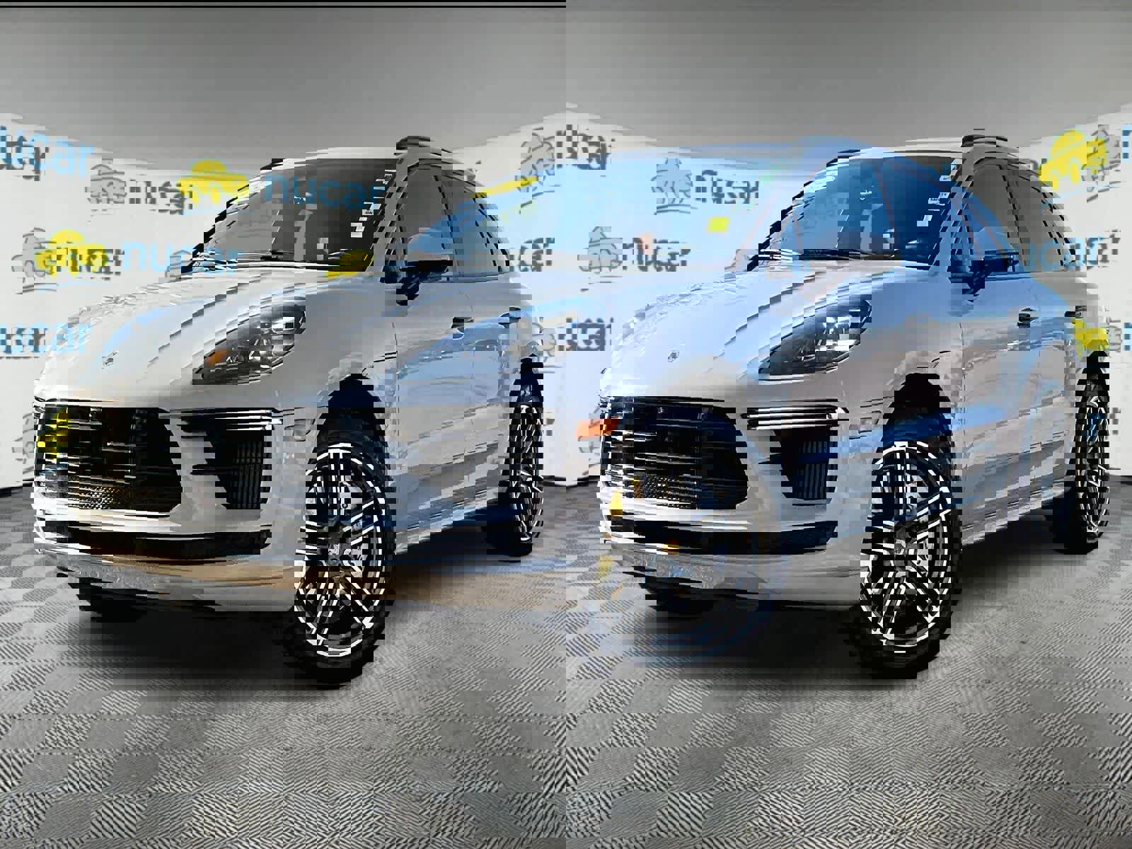 Used 2021 Porsche Macan Turbo image 3