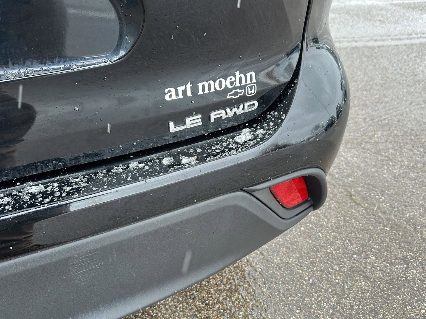 Used 2023 Toyota Highlander LE image 6