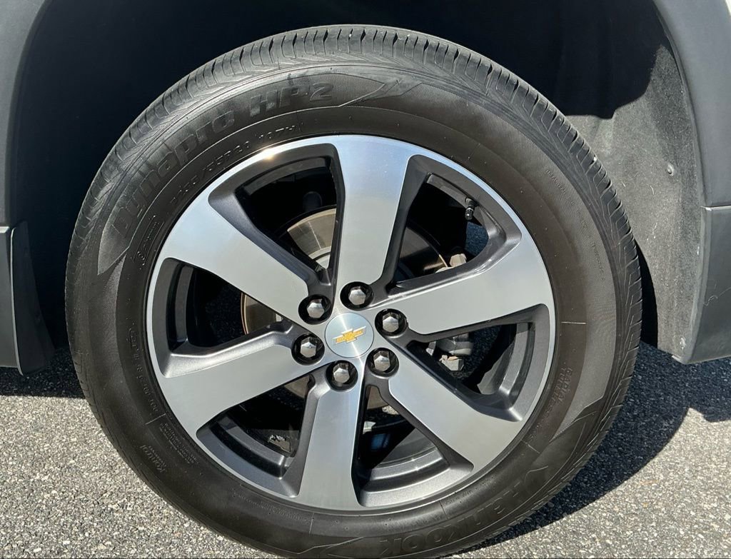 Used 2018 Chevrolet Traverse LT image 27