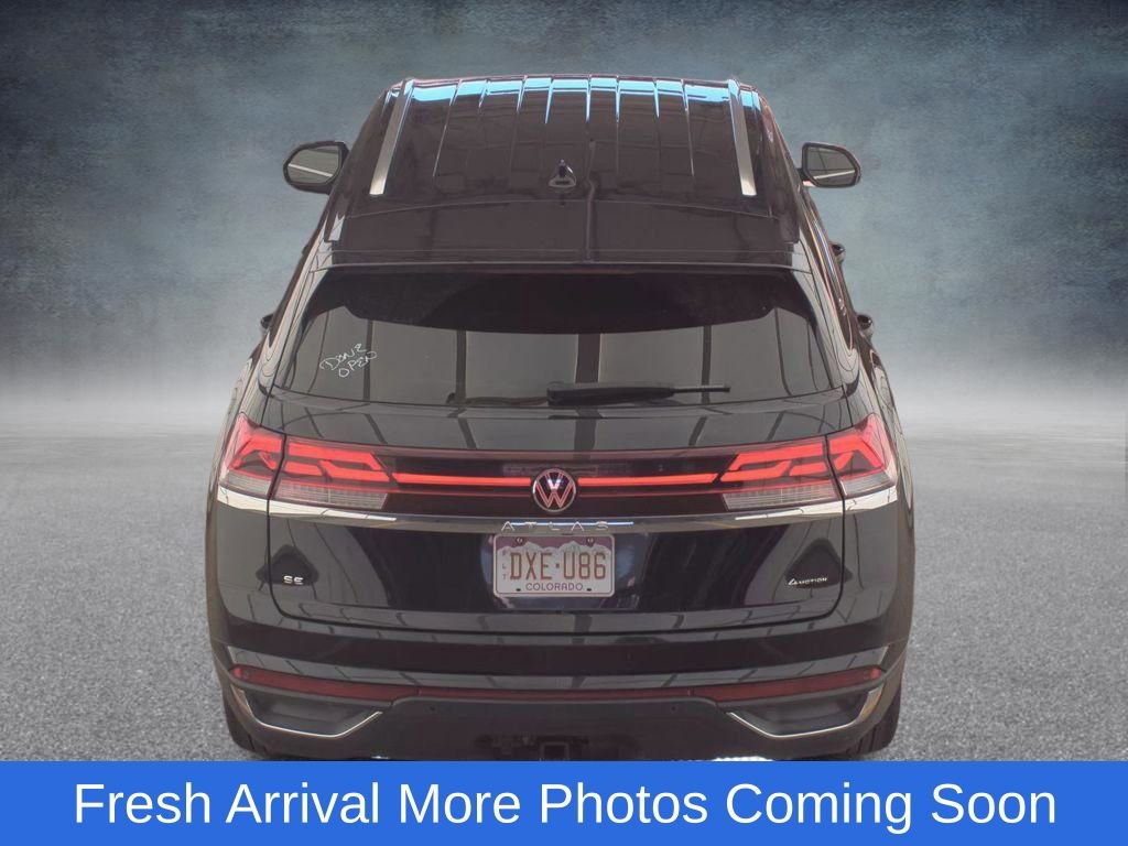 Used 2025 Volkswagen Atlas Cross Sport SE image 7