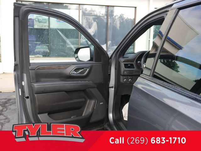 Used 2021 Chevrolet Suburban Z71 AWD/4WD image 23