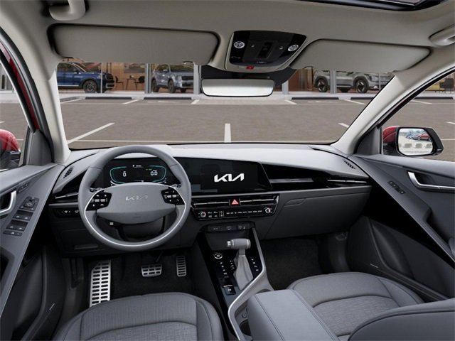 New 2025 Kia Niro SX Touring image 14