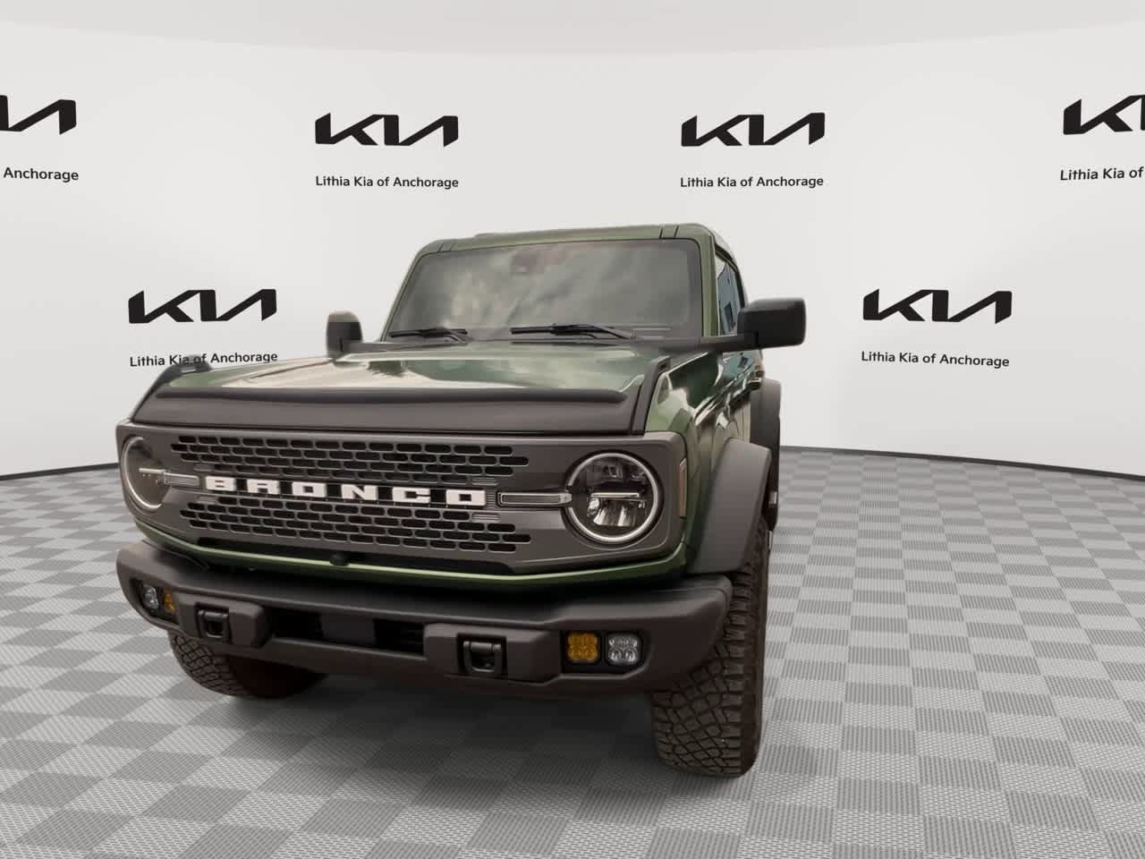 Used 2023 Ford Bronco Badlands w/ Sasquatch Package AWD/4WD image 4