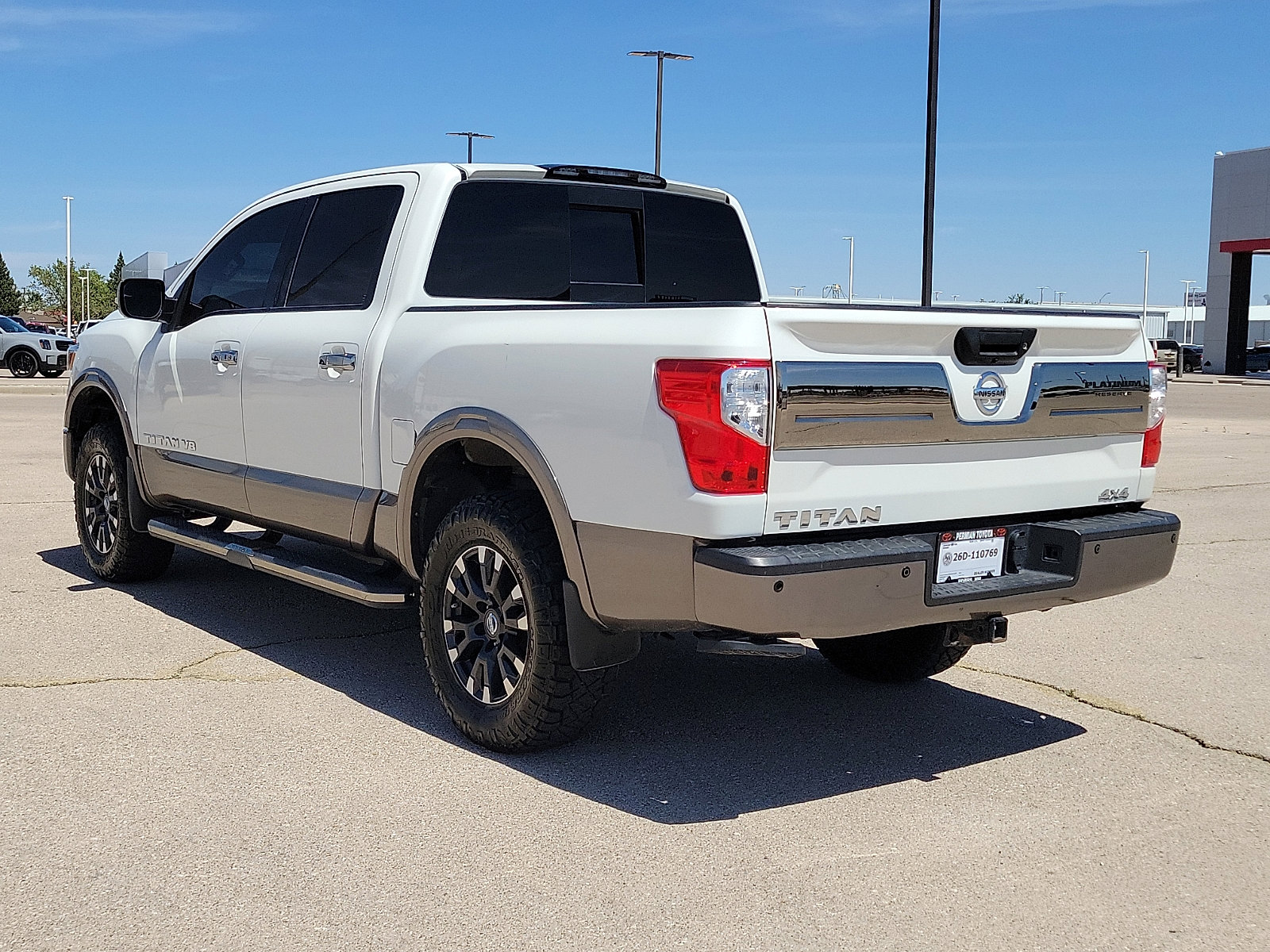 Used 2019 Nissan Titan Platinum Reserve w/ Platinum Utility Package image 3