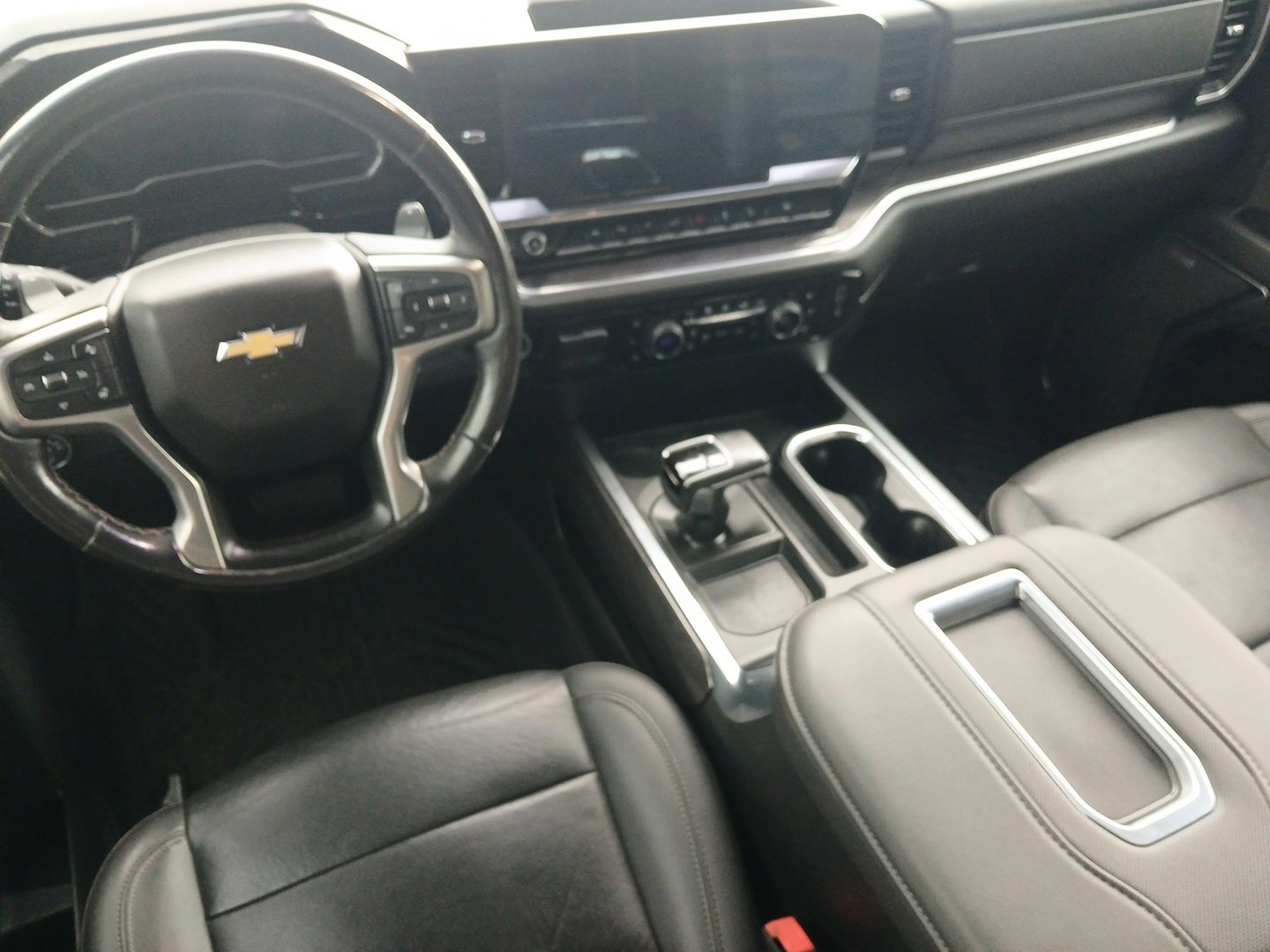 Used 2022 Chevrolet Silverado 1500 LTZ w/ LTZ Premium Package image 16