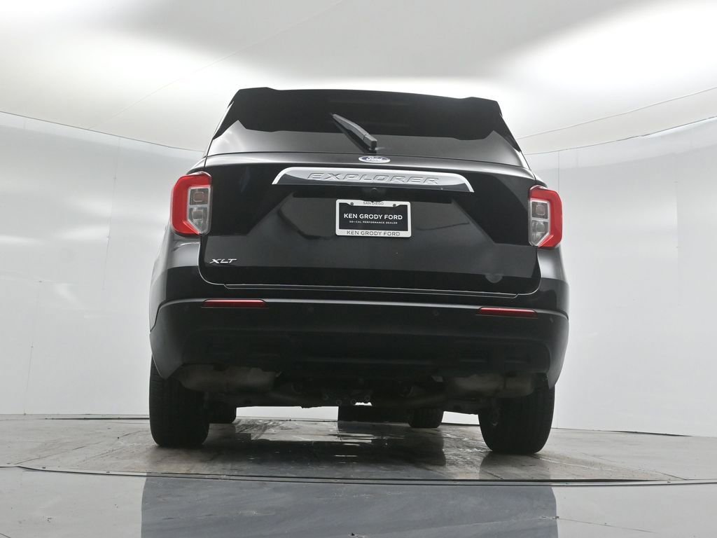 Certified 2022 Ford Explorer XLT image 50