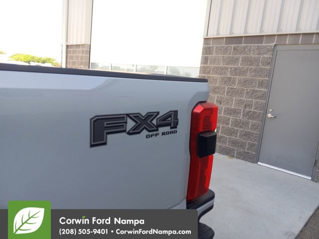 New 2025 Ford F350 Lariat w/ Lariat Ultimate Package image 32