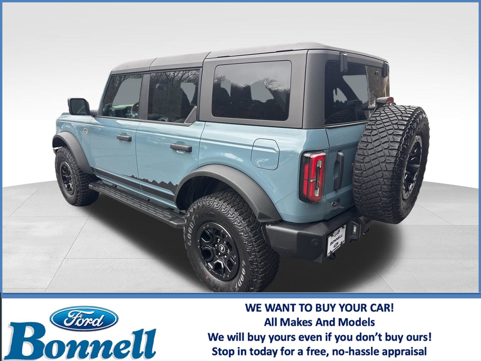 Used 2023 Ford Bronco Wildtrak image 3