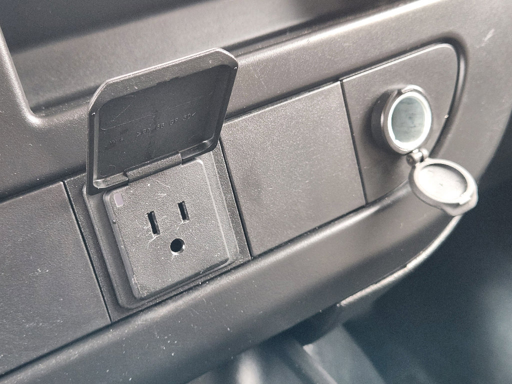 Certified 2023 Chevrolet Express 3500 LS image 21