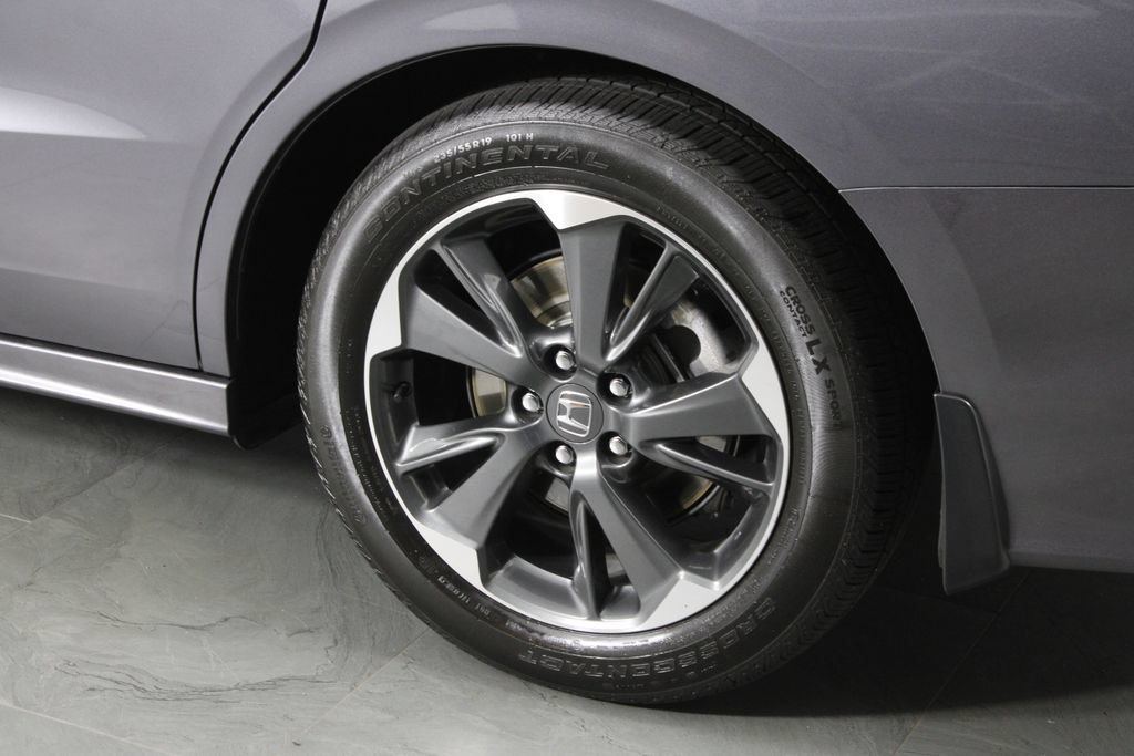 Used 2023 Honda Odyssey Elite image 14