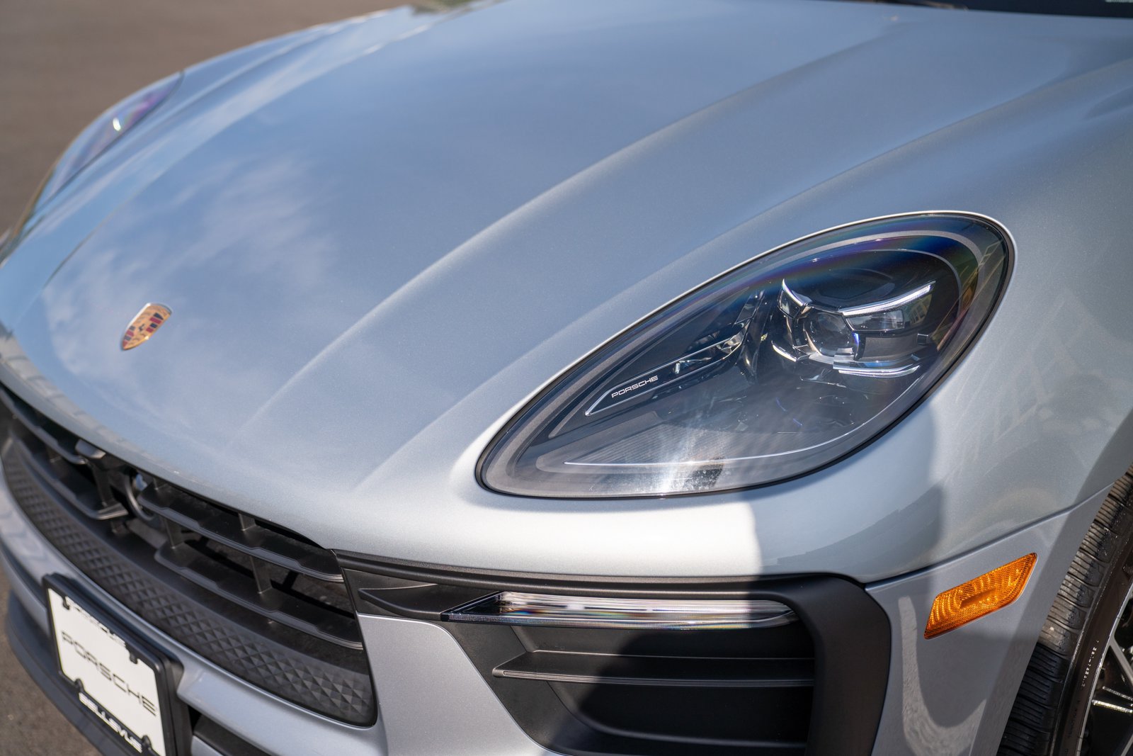 Certified 2026 Porsche Macan AWD/4WD image 30