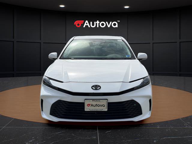 Used 2025 Toyota Camry LE AWD/4WD image 8