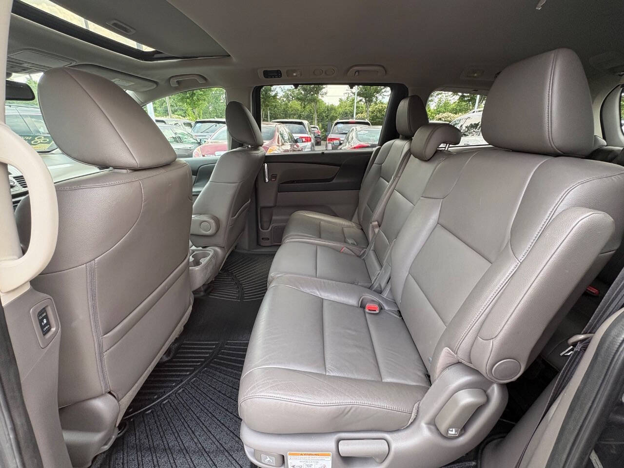 Used 2016 Honda Odyssey EX-L image 17