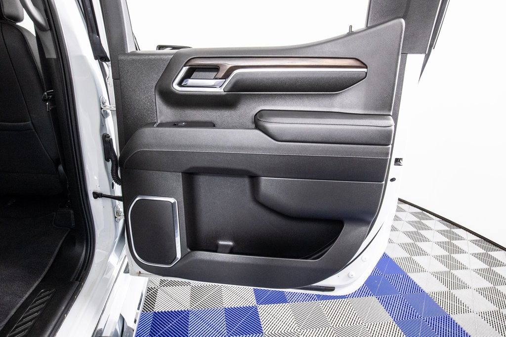 Used 2023 GMC Sierra 1500 SLT w/ SLT Premium Package image 14