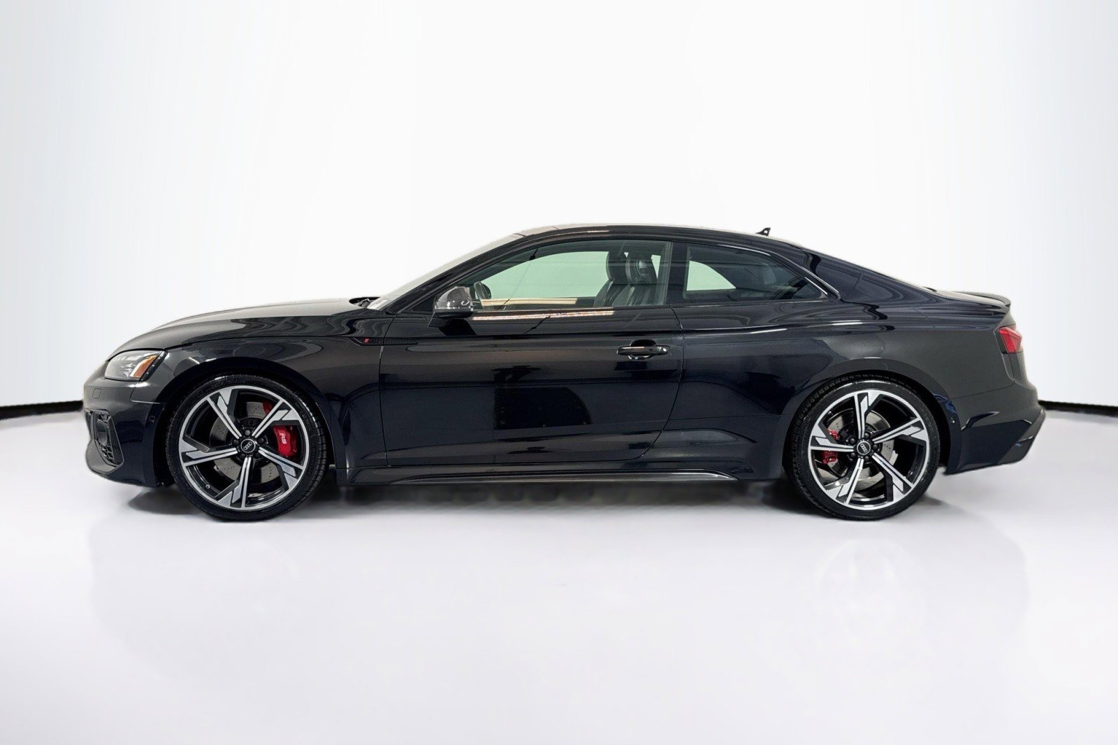 Used 2022 Audi RS 5 w/ Black Optic Carbon Package image 8