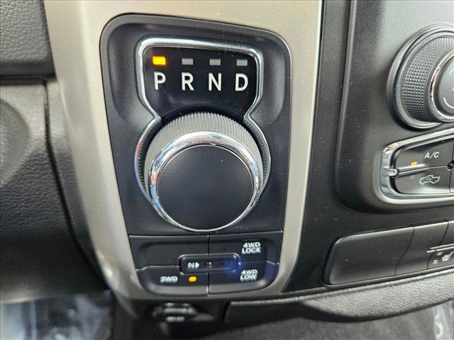 Used 2020 RAM 1500 Classic SLT w/ Luxury Group image 22
