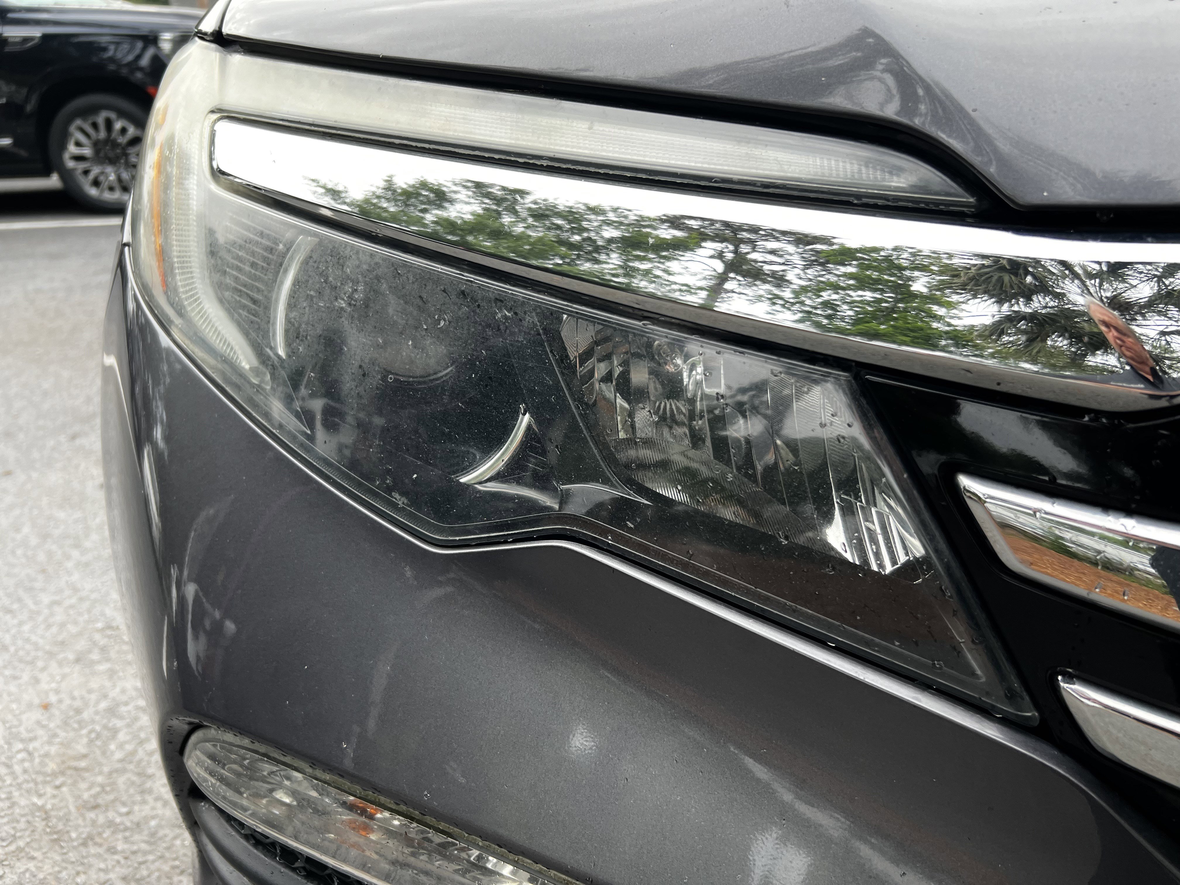 Used 2017 Honda Pilot Touring image 12