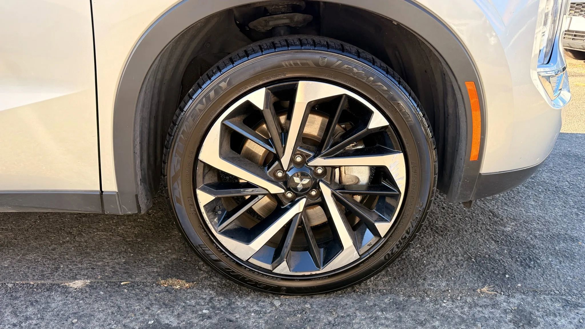 Used 2024 Mitsubishi Outlander Ralliart image 17