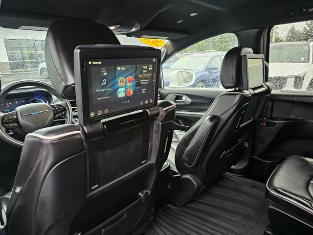 Used 2020 Chrysler Pacifica Limited w/ Advanced Safetytec Group image 23