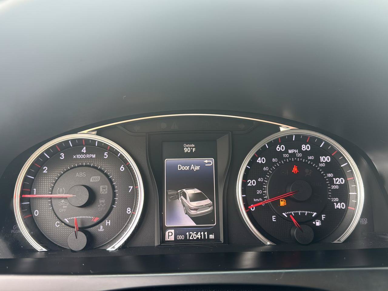 Used 2017 Toyota Camry SE FWD image 19