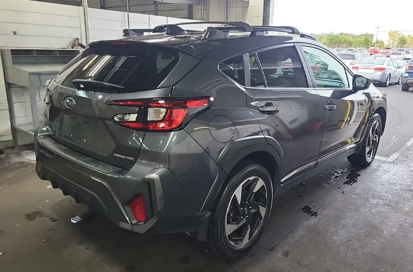 Used 2024 Subaru Crosstrek 2.5i Limited w/ Popular Package #3A AWD/4WD image 3