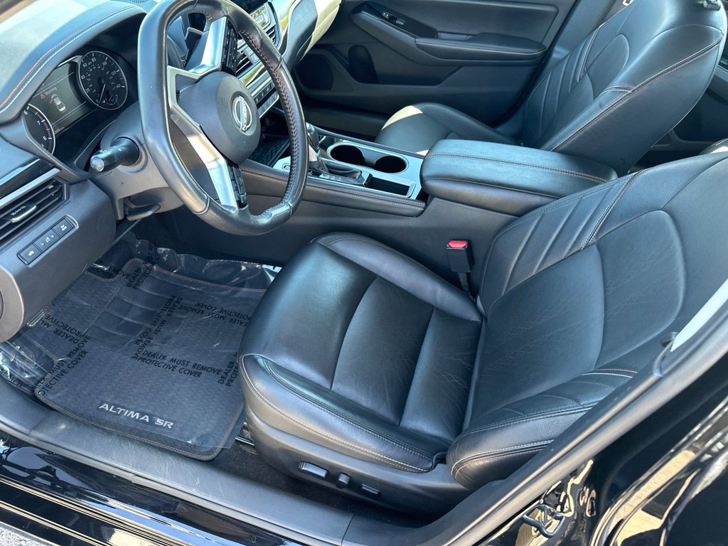 Used 2024 Nissan Altima 2.5 SR w/ SR Premium Package FWD image 23