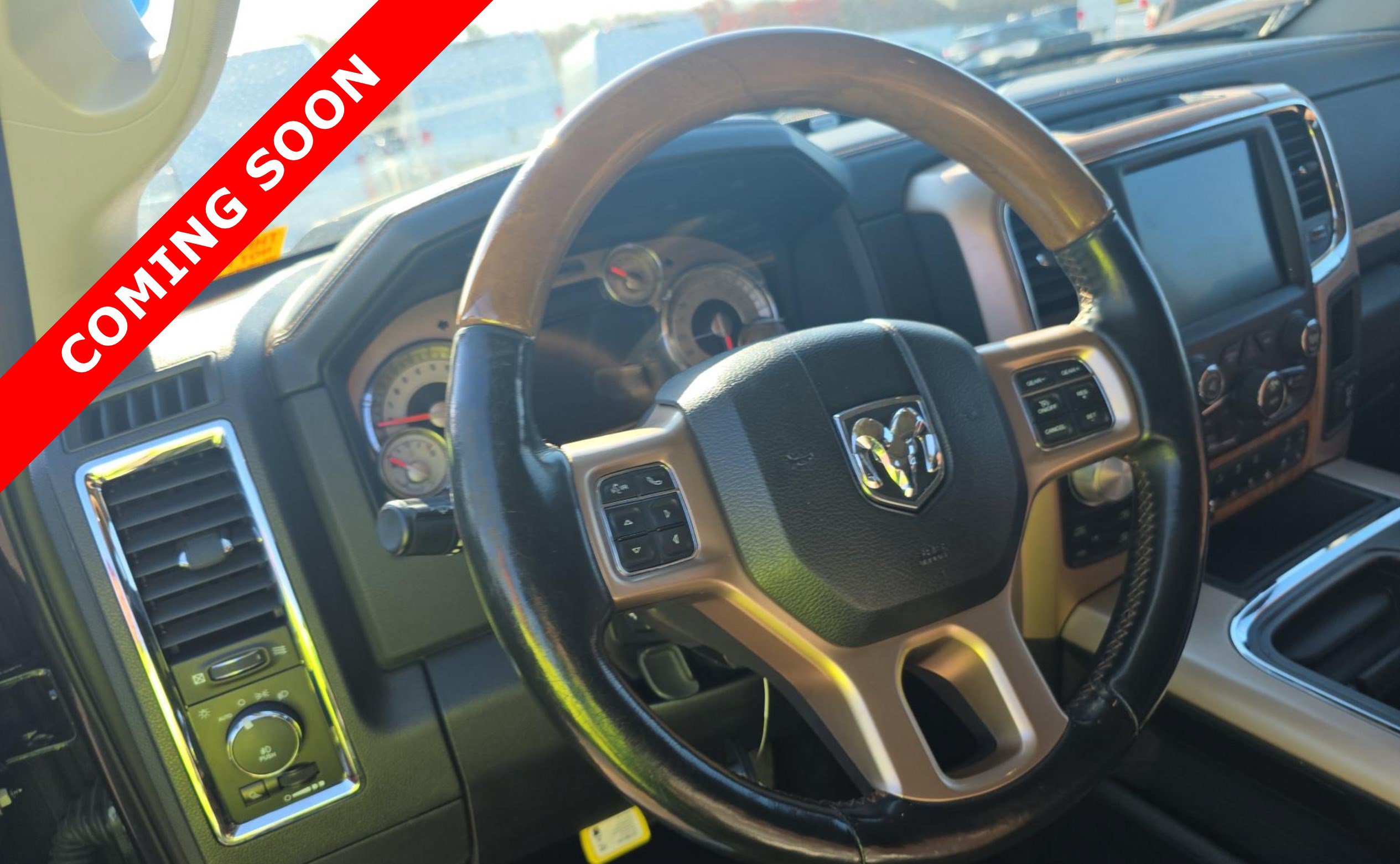 Used 2015 RAM 1500 Laramie Longhorn w/ Convenience Group AWD/4WD image 5
