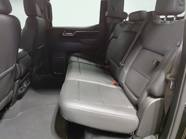 Used 2026 GMC Sierra 1500 SLT AWD/4WD image 21