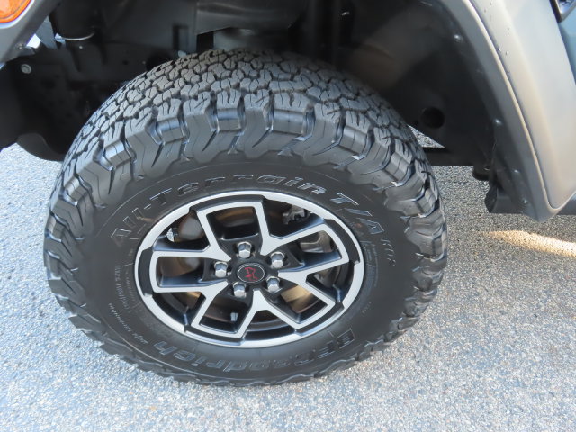 Used 2026 Jeep Wrangler Unlimited Rubicon AWD/4WD image 16