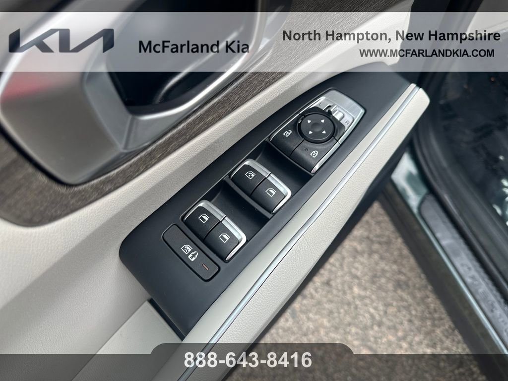 Used 2023 Kia Sorento S AWD/4WD image 12