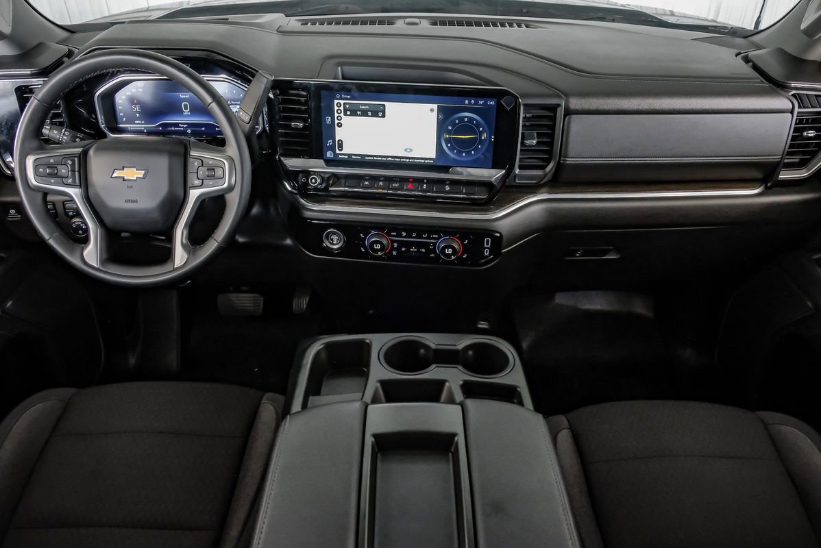 Used 2024 Chevrolet Silverado 1500 LT w/ Z71 Off-Road Package image 13