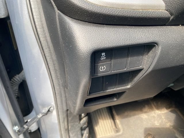 Used 2017 Honda CR-V LX image 27