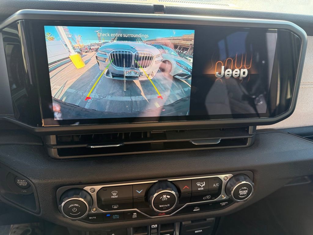 Used 2025 Jeep Wrangler Willys 4xe image 10