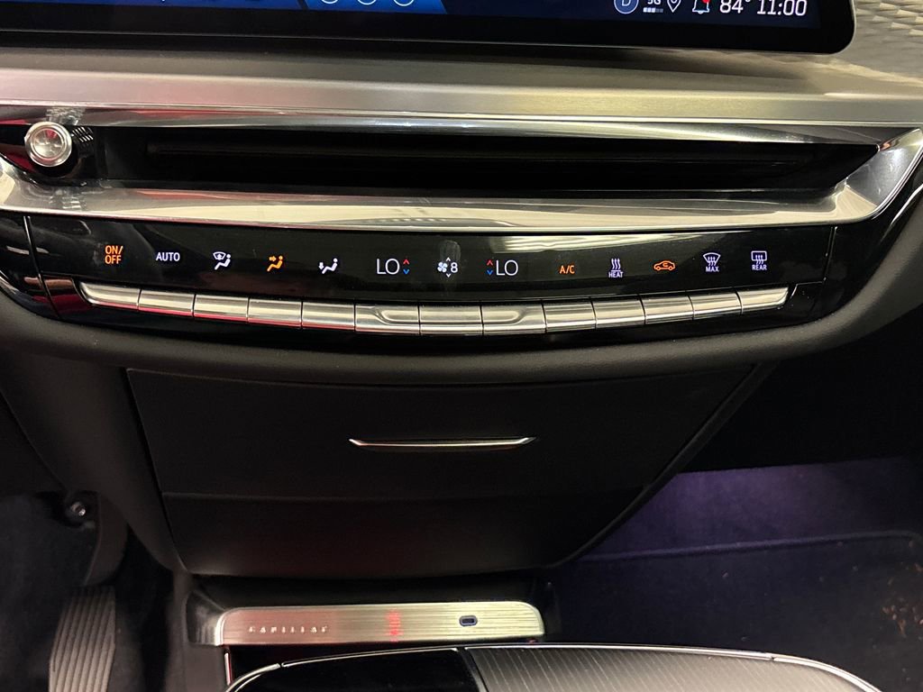 New 2025 Cadillac Lyriq Luxury RWD image 43