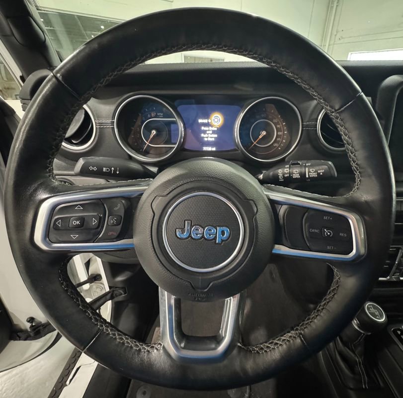 Used 2018 Jeep Wrangler Unlimited Sahara image 12