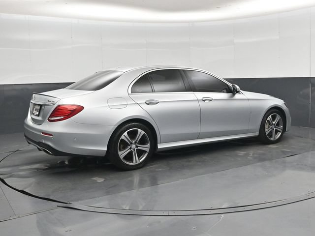 Used 2017 Mercedes-Benz E 300 4MATIC image 33