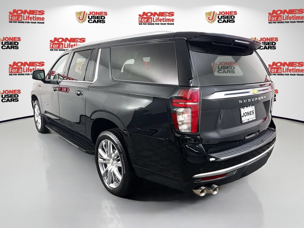 Used 2024 Chevrolet Suburban High Country w/ Advanced Technology Package AWD/4WD image 2
