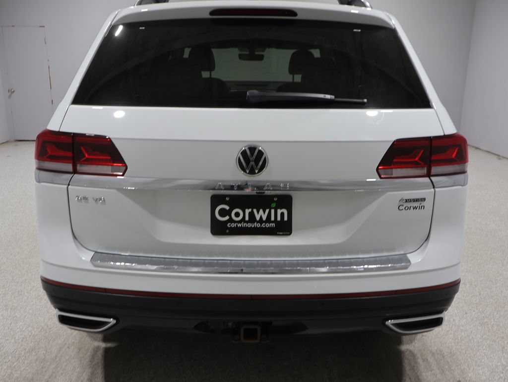 Used 2023 Volkswagen Atlas SE AWD/4WD image 3