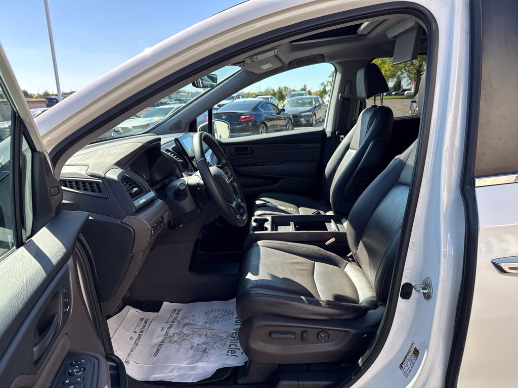 Used 2018 Honda Odyssey Touring image 32