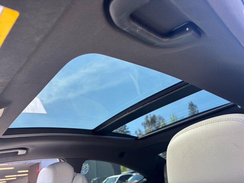 Used 2014 Mercedes-Benz C 250 Coupe image 15