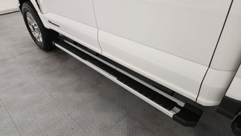 New 2026 Ford F350 Lariat w/ Chrome Package image 28