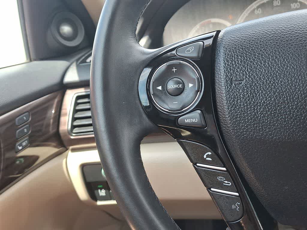 Used 2017 Honda Accord EX-L image 17